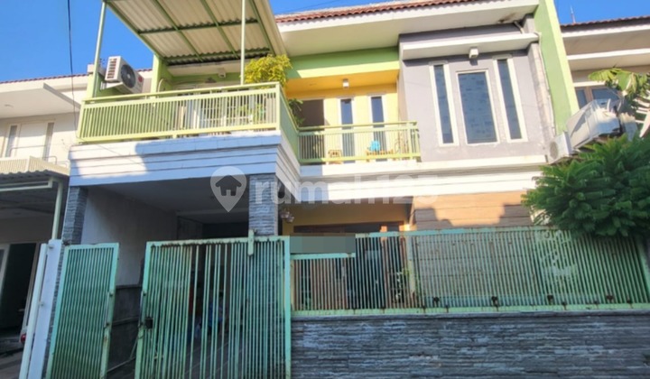 Rumah di Lebak Indah Mas Surabaya 1