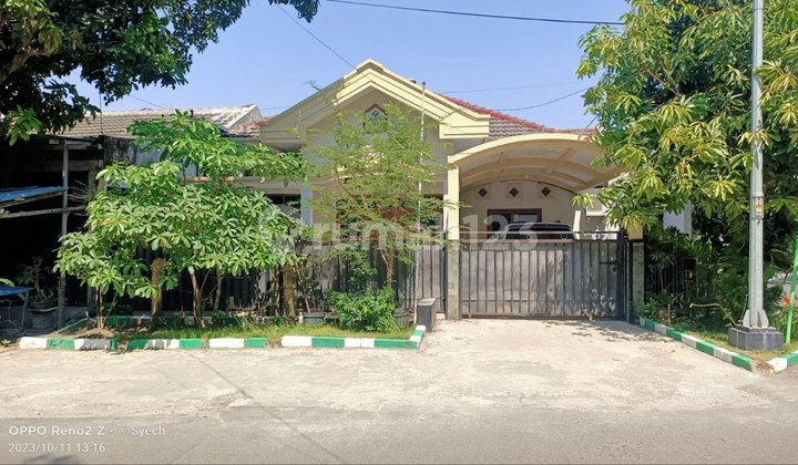 Dijual Rumah Di Griya Babatan Indah, Wiyung 1