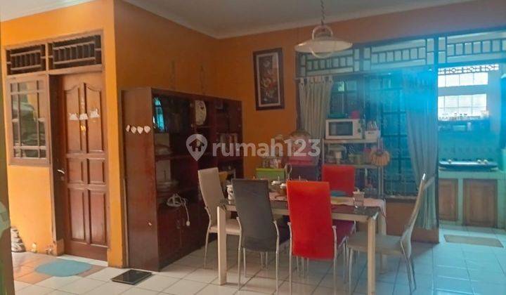 Jual Cepat Rumah 1 2 Lantai 2 di Bintara I Bekasi Barat 2