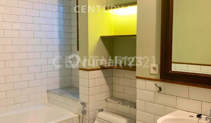 4-Design Natural Tropical Split Level House with Quality Materials 2