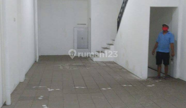 Disewakan Ruko Plong 3 Lantai Di Pinggir Jalan Kalimalang Bintara 3