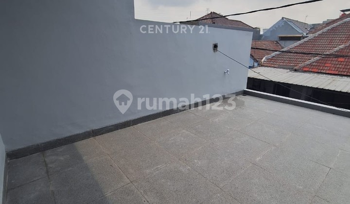 Dijual Rumah Baru 2 Lantai di Taman Harapan Baru Bekasi 2