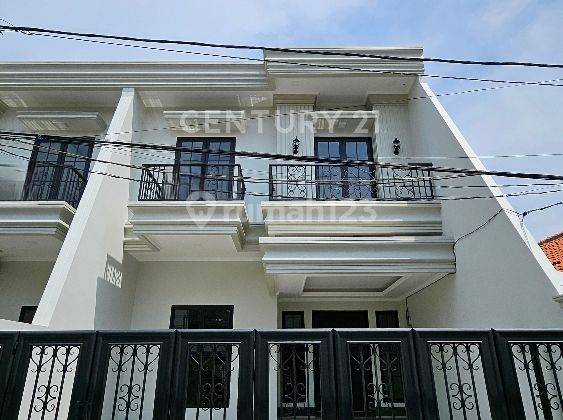 Rumah Jakarta Timur Pondok Bambu Brand New Lux Siap Huni  1