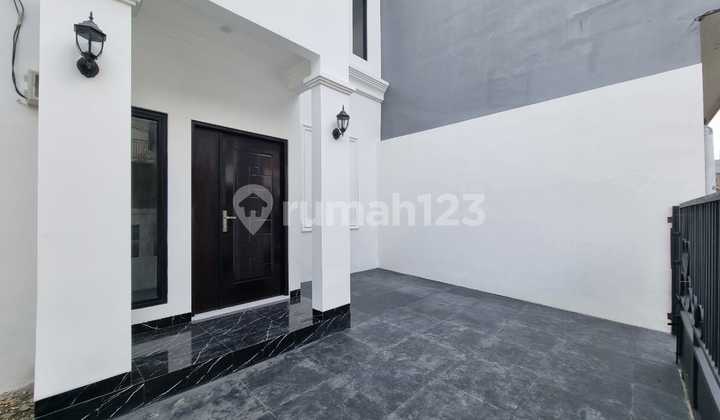 New Comfortable and Ready-to-Occupy House in Boulevard Hijau Harapan Indah Bekasi Only 1,575 M