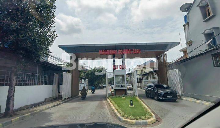 Rumah Dalam Komplek Kosambi Baru 1