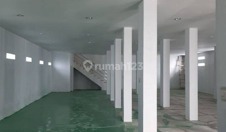 Dijual Gedung Untuk Kantor, Tempat Kost Atau Home Industry di Jl Baladewa, Bandung 2