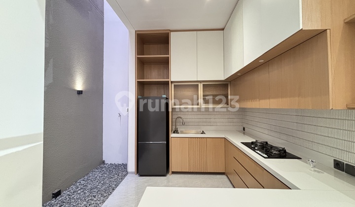 Dijual Rumah Baru Modern Minimalis di Komplek Elite Kota Bandung