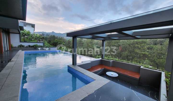 Dijual Rumah Mewah Resor Dago Pakar Dikawasan Elite Bandung Utara