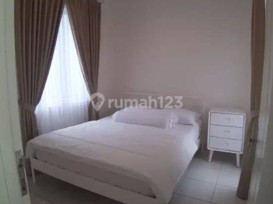 Rumah bersih, 2 lt the Icon BSD furnished, kitchen set , nego