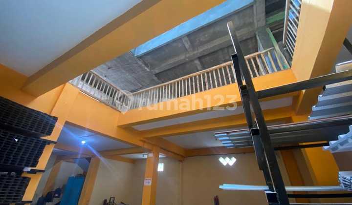 Dijual Ruko Besar Tengah Kota Semarang 1,5 Lantai 1