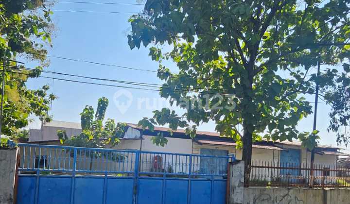 Warehouse for Rent in Central Semarang – Container Access & Wide Parking