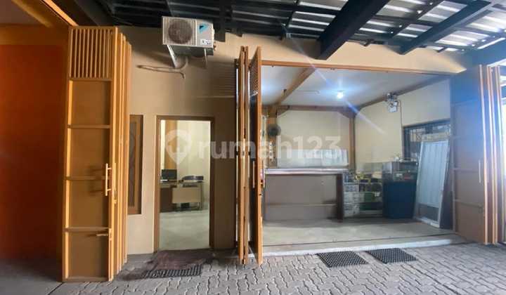 Dijual Ruko Besar Tengah Kota Semarang 1,5 Lantai 2