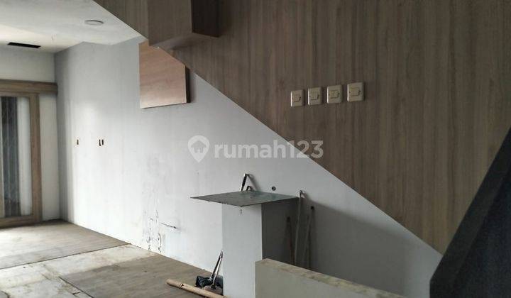 Ruko 3 Lantai Cocok Untuk Usaha Lokasi di Tgh Kota Semarang 2