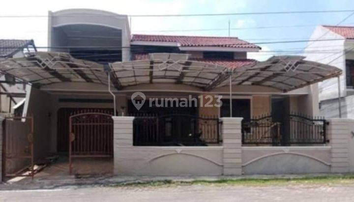 Rumah 2 Lantai Dengan Kamar Banyak Lokasi Tengah Kota Semarang 1