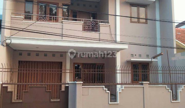 Rumah Tengah Kota Semarang Cocok Juga Untuk Kantor 2 Lantai 1