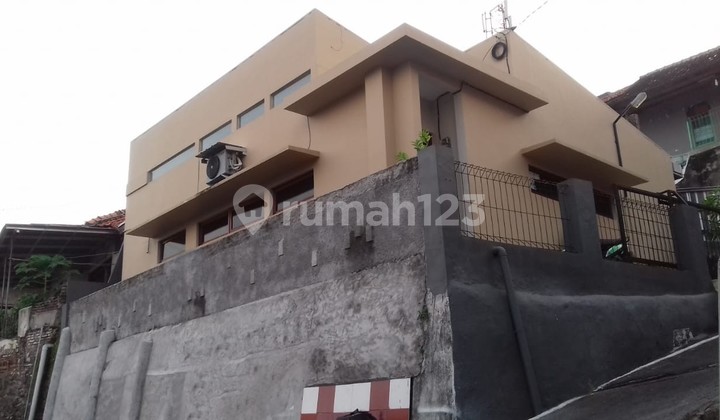 RUMAH KALIBANTENG SEMARANG 1