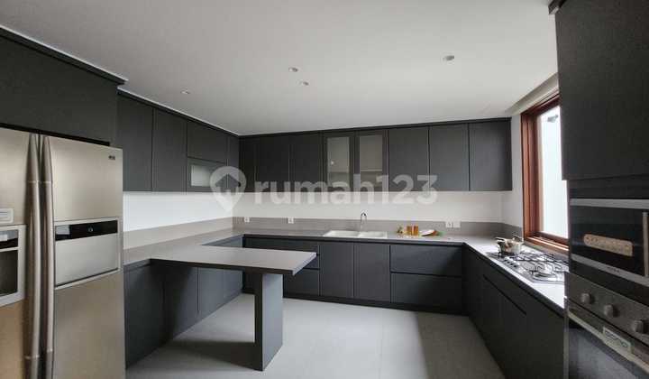 RUMAH 2,5 LANTAI FURNISHED BUKIT SARI SEMARANG 2
