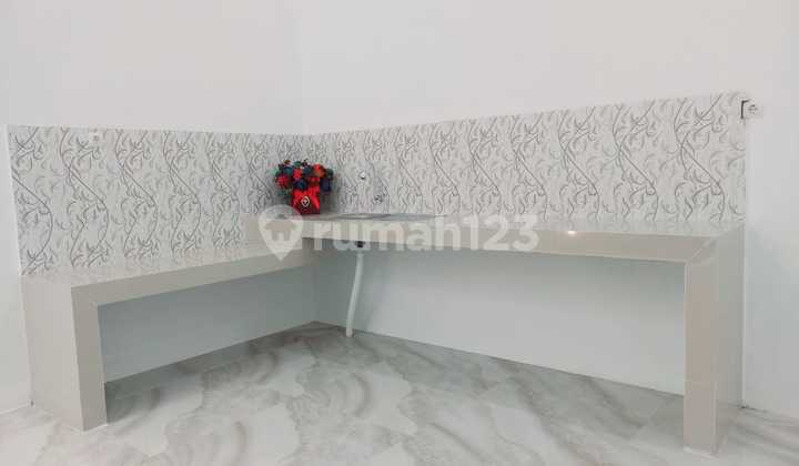 RUMAH FULL GRANIT DI JANGLI SEMARANG 2