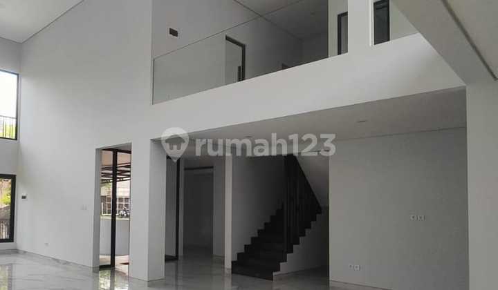 RUMAH 2 LANTAI PERUM CANDI GOLF SEMARANG 2