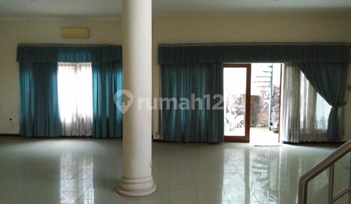 RUMAH 2 LANTAI SILIWANGI, SEMARANG 2