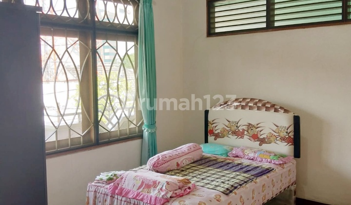 RUMAH NYAMAN 2 LANTAI STRATEGIS, TENGAH KOTA 2