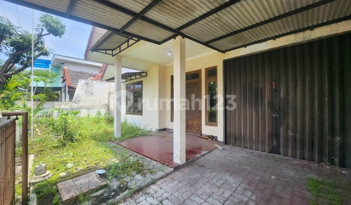RUMAH DI MAJAPAHIT SEMARANG 1