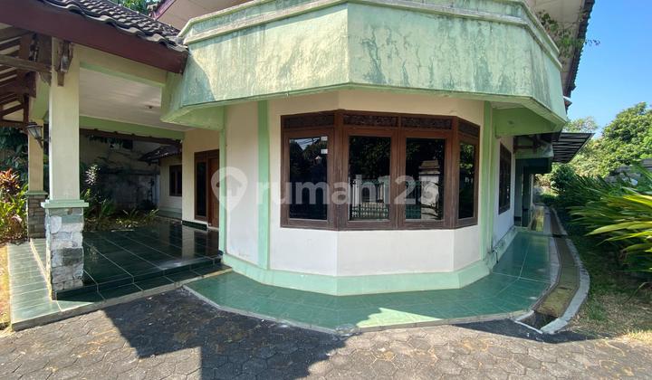 RUMAH BESAR DENGAN 9 KAMAR DI TEMBALANG SEMARANG 1