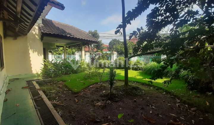 RUMAH BESAR DENGAN 9 KAMAR DI TEMBALANG SEMARANG 2