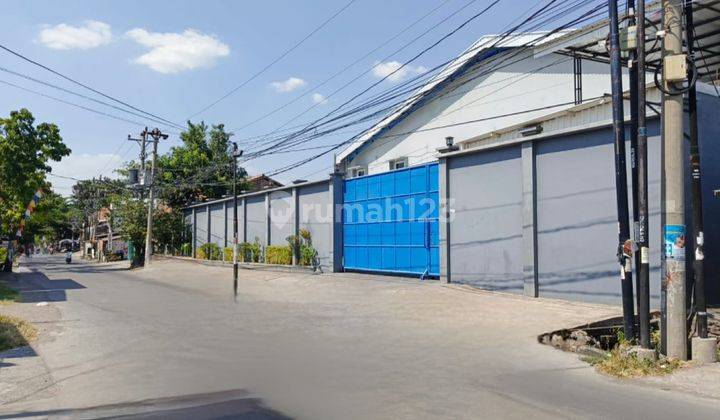 GUDANG DENGAN LOADING DOCK DAN KANTOR DI GENUK SEMARANG 1