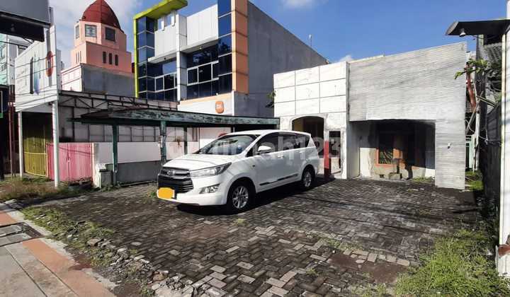 DIJUAL RUANG USAHA DENGAN PARKIR LUAS DI SEMARANG TIMUR 1