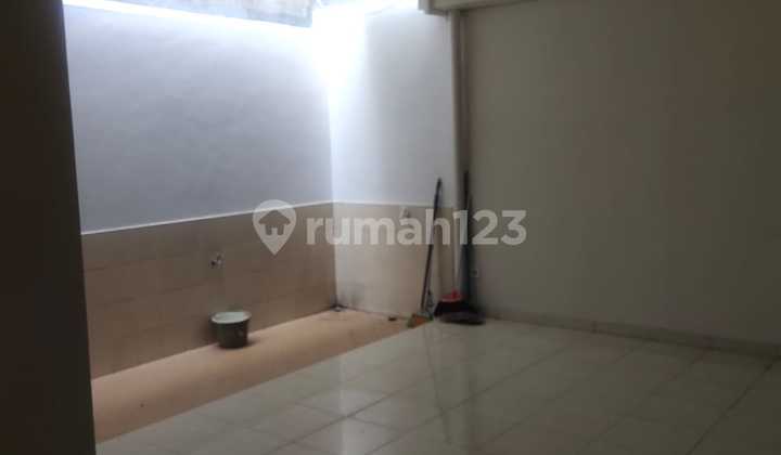 DISEWAKAN RUMAH CLUSTER GRAHA PADMA SEMARANG 2