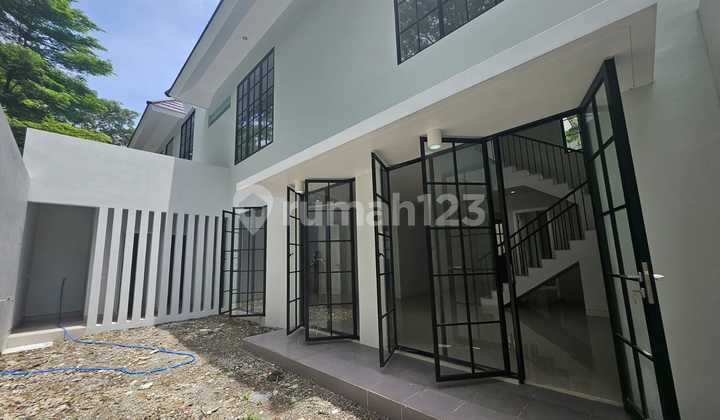 FOR SALE NEW BRAND NEW 2-STORY HOUSE ON MAIN ROAD CITRAGRAND SEMARANG 1