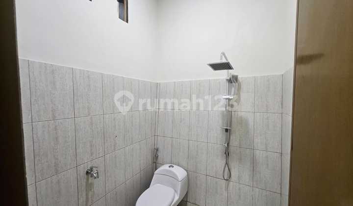 DIJUAL RUMAH BARU GRESS DAERAH SEMARANG BARAT LANTAI GRANIT 2