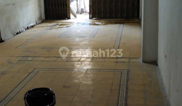 RUKO 3 LANTAI PECINAN SEMARANG PUSAT KERAMAIAN 1