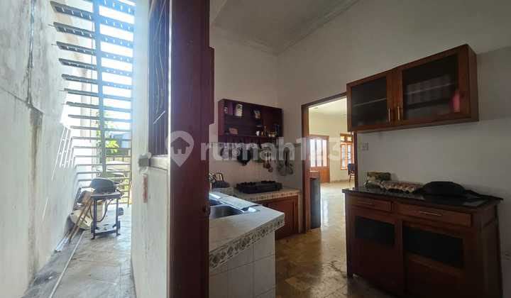 RUMAH BAGUS SEMI FURNISHED BUKIT SARI SEMARANG 2