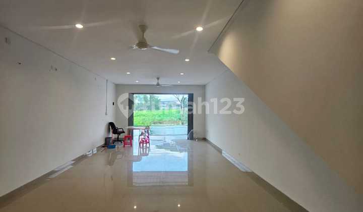 Dijual Ruko dengan Parkir Luas di Bsb Semarang 2