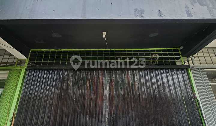 Disewakan Ruko dengan Parkir Luas di Banyumanik Semarang