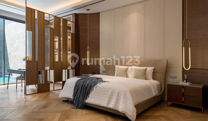 DIJUAL LUXURY HOME WITH POOL BSB SEMARANG SEMI FURNISHED 2