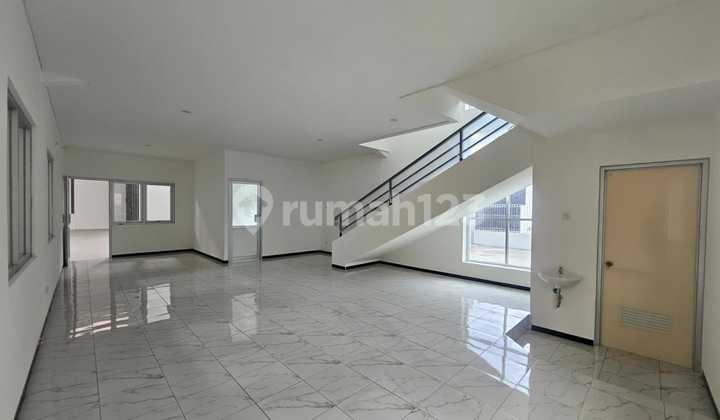 DISEWAKAN GUDANG BARU DI KIC GATSU SEMARANG 2