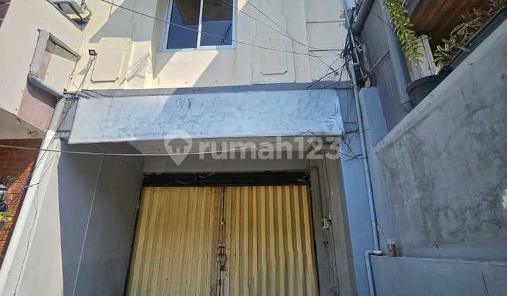FOR RENT: 2.5-STORY SHOPHOUSE NEAR MUGAS SEMARANG, OFFICE AREA 1