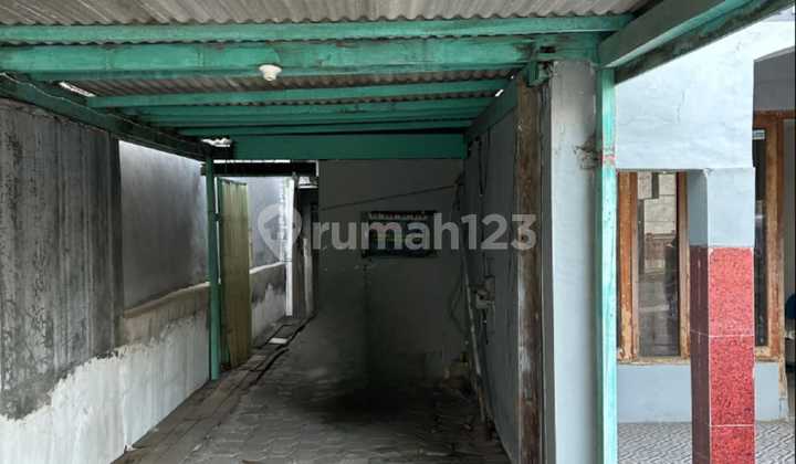 DIJUAL RUANG USAHA DENGAN PARKIR LUAS DI SEMARANG TIMUR 2