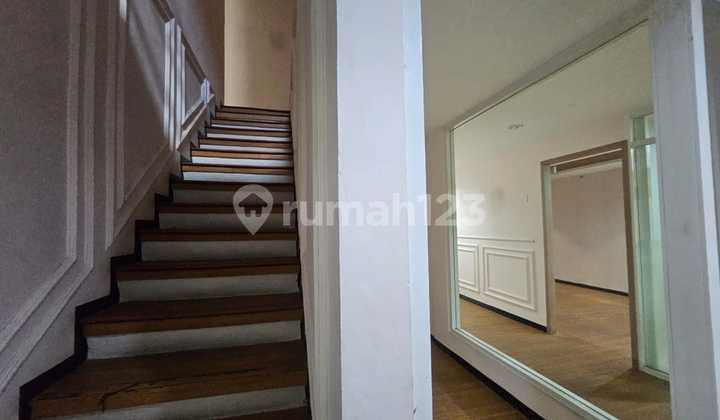 DISEWAKAN RUKO LEBAR 10 METER DKT SIMPANG LIMA SEMARANG 2 LANTAI 2