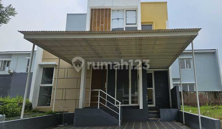 2-STORY READY-TO-OCCUPY HOUSE IN BSB SEMARANG 1