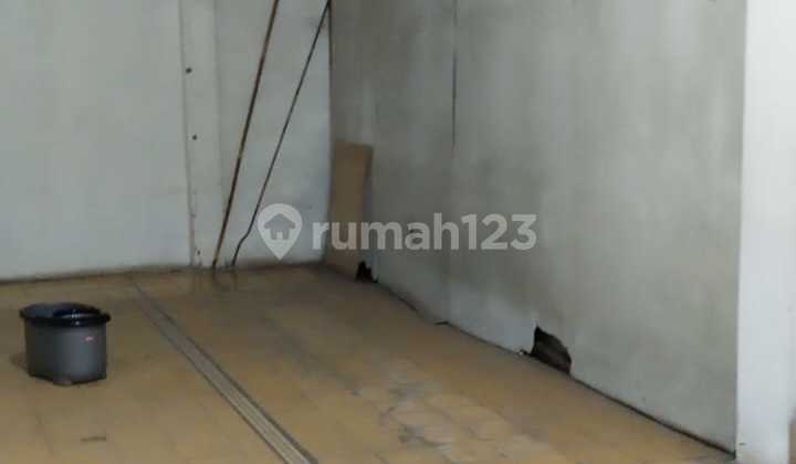 RUKO 3 LANTAI PECINAN SEMARANG PUSAT KERAMAIAN 2