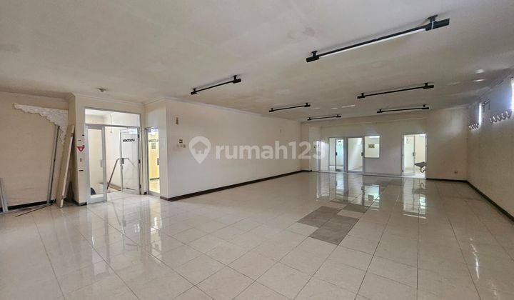 DISEWAKAN HITUNG TANAH SAJA DI PINGGIR JALAN UTAMA SEMARANG 1