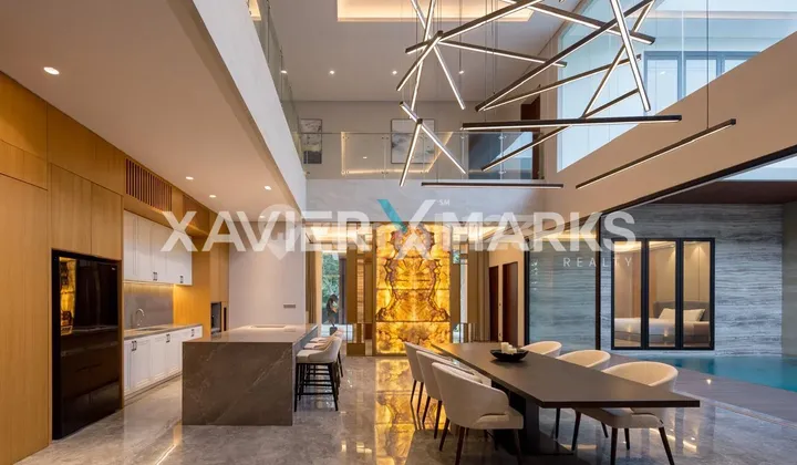 Luxury Home With Pool Bsb Semarang 2