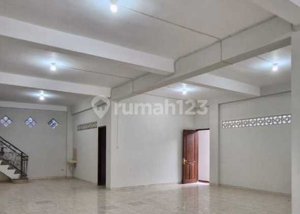 Disewakan Ruko 2 Lantai Baru di Semarang Timur 2