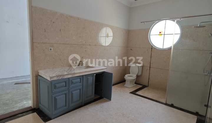 Dijual Rumah Luas Mewah Cluster Sutra Palma Alam Sutera 2