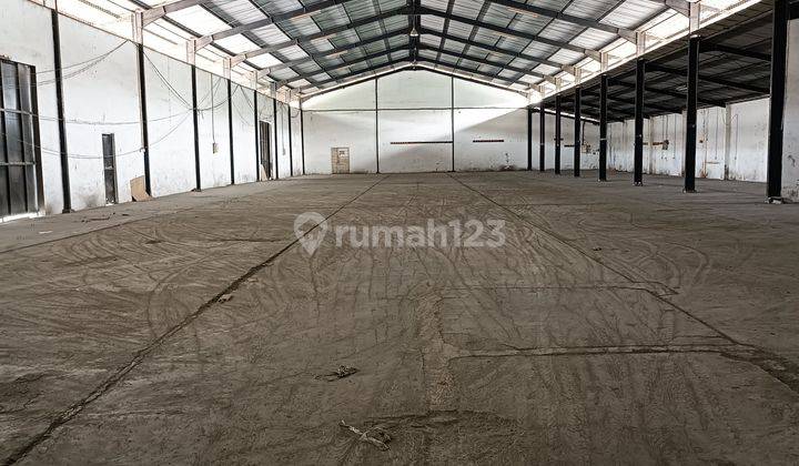 Disewa Gudang industri 3000m2 bagus strategis di Tangerang  1