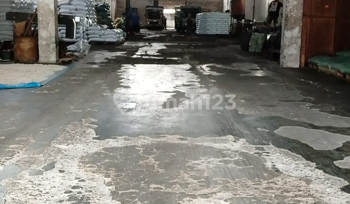 Dijual Gudang/Pabrik 2100M2 Lokasi Kayu Besar Akses 40 Feet